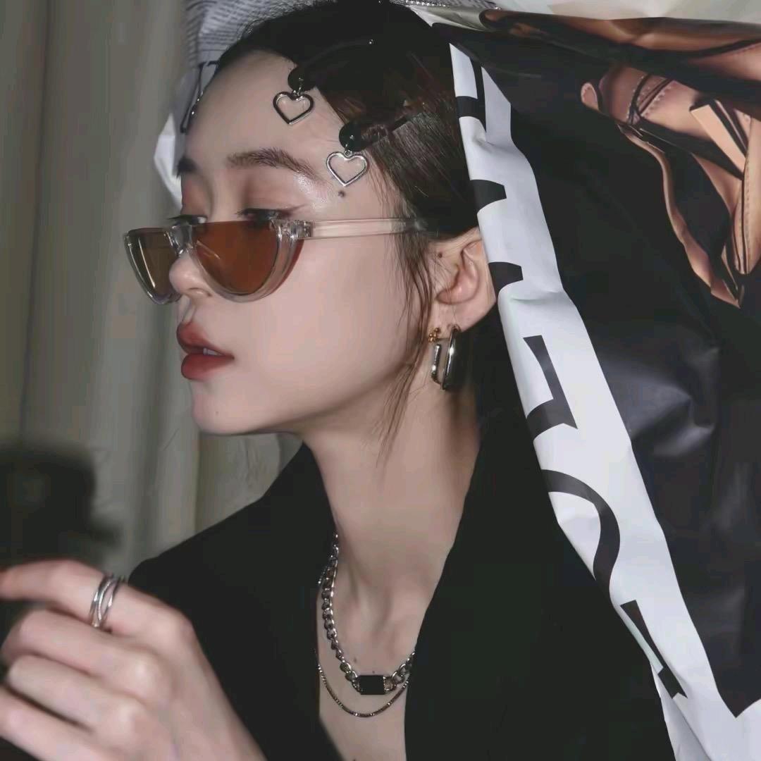 苒苒穿搭