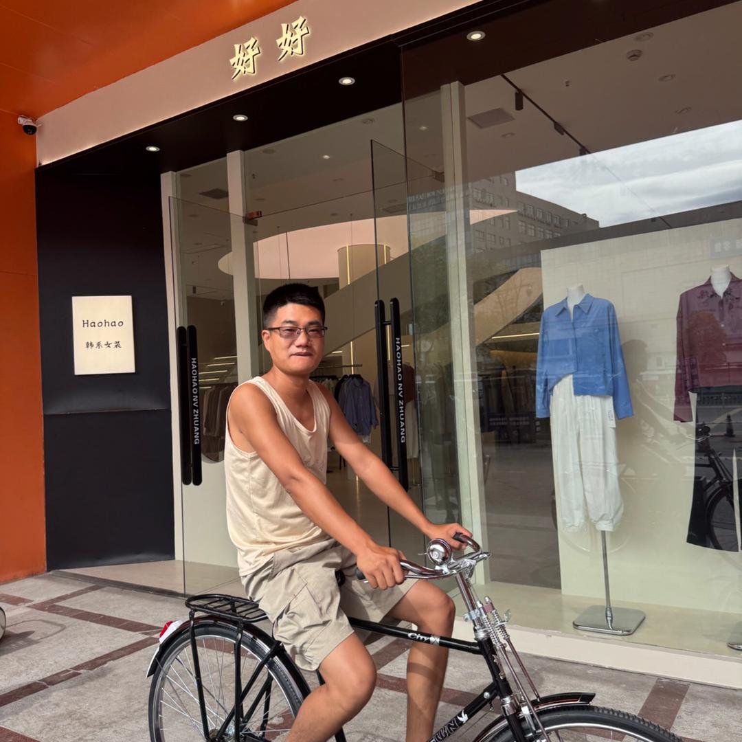 东哥 衣服卖完了吗