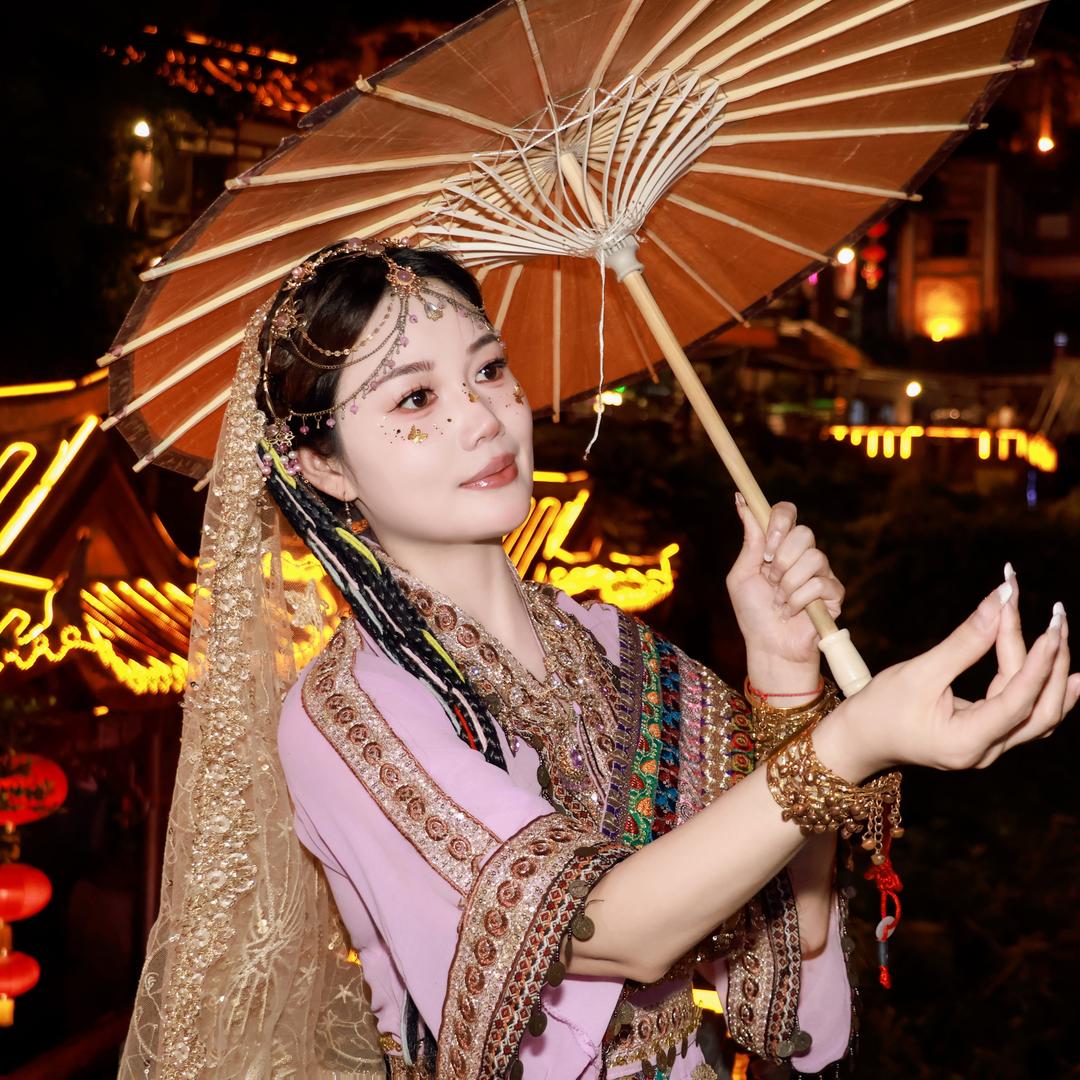 潜江化妆品小莉