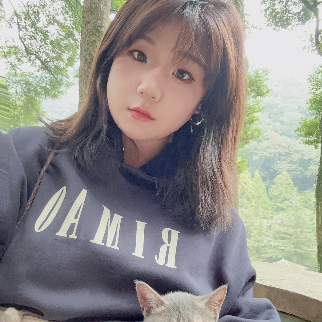 大连花田大码女装(定位花田美甲)