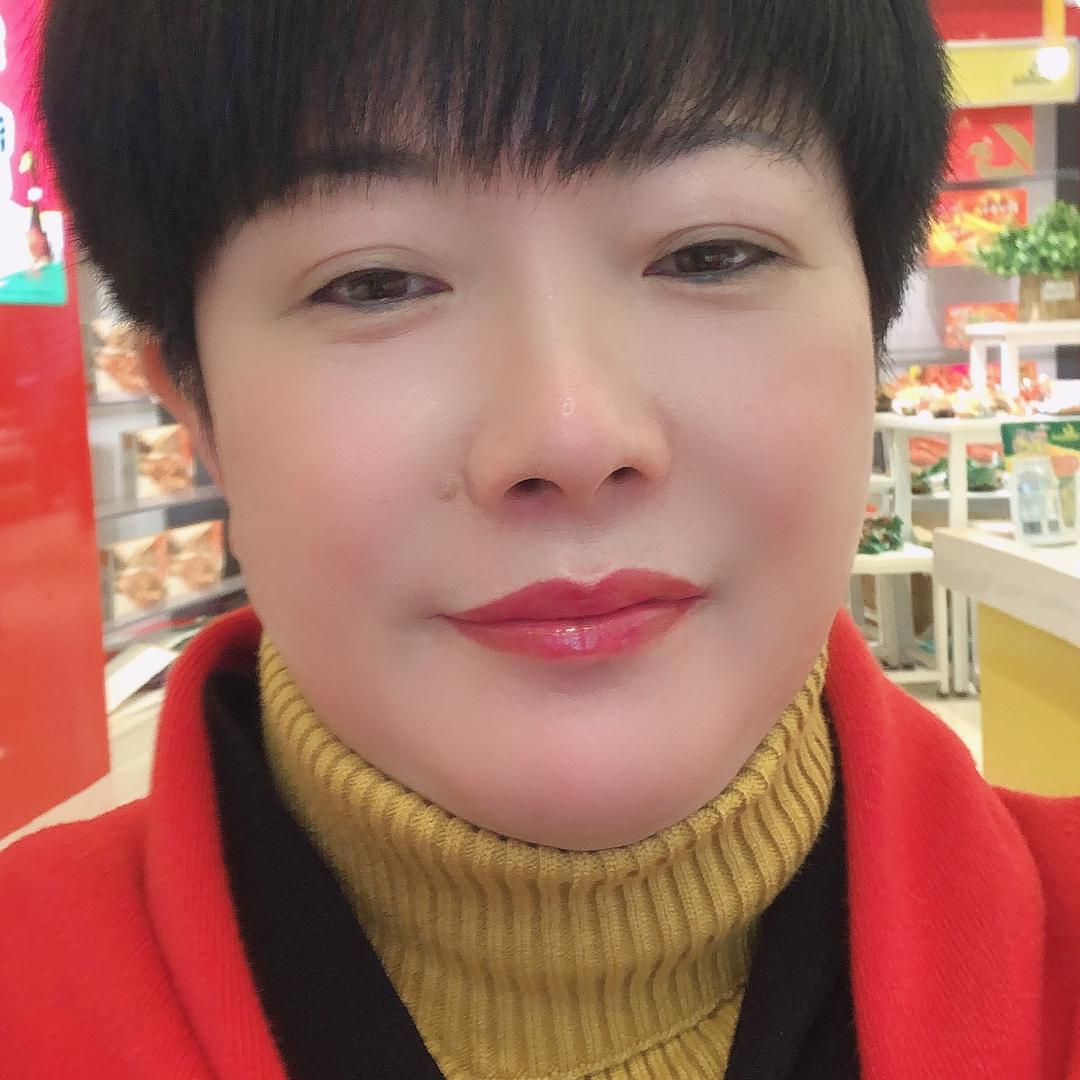 临武县邝美英大自然木地板