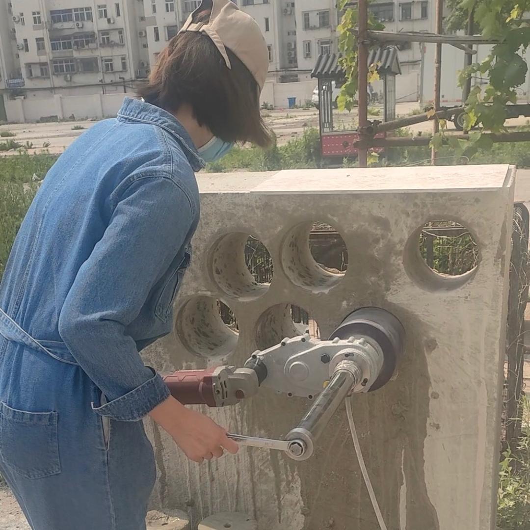 新型水钻钻孔机