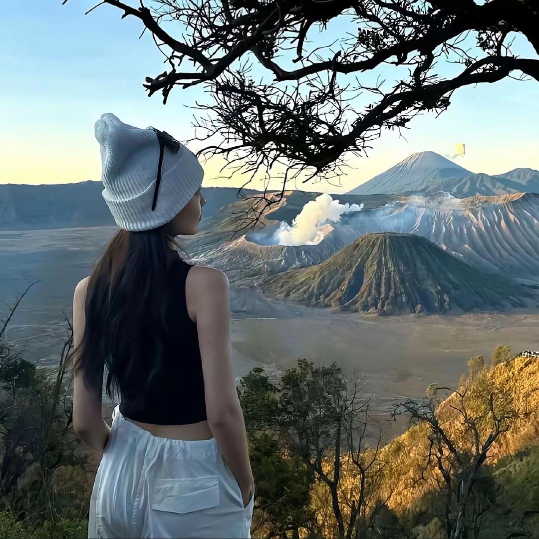 依布服饰工厂店