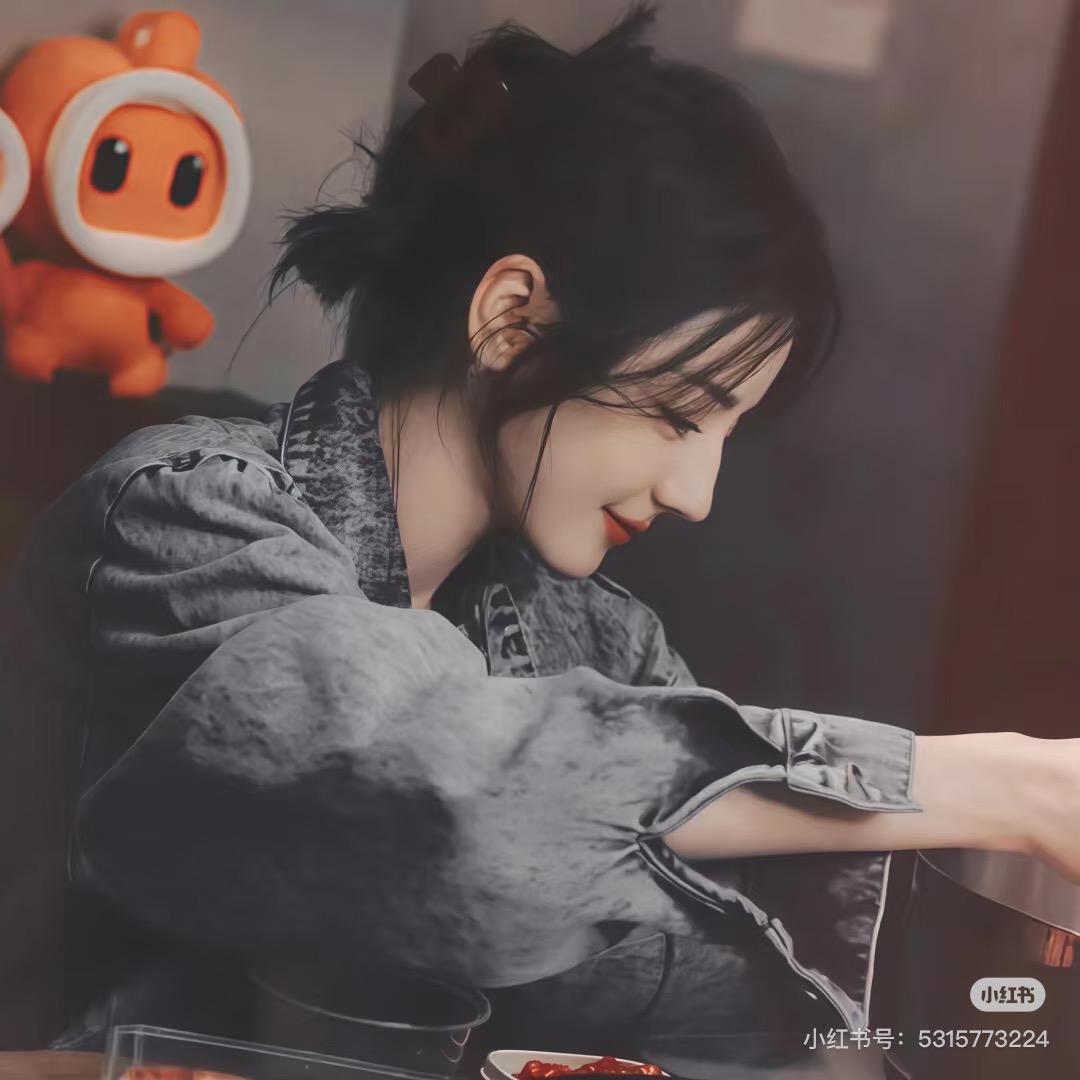 ღ᭄一笑而过 🦋꧔ꦿ᭄💞💓
