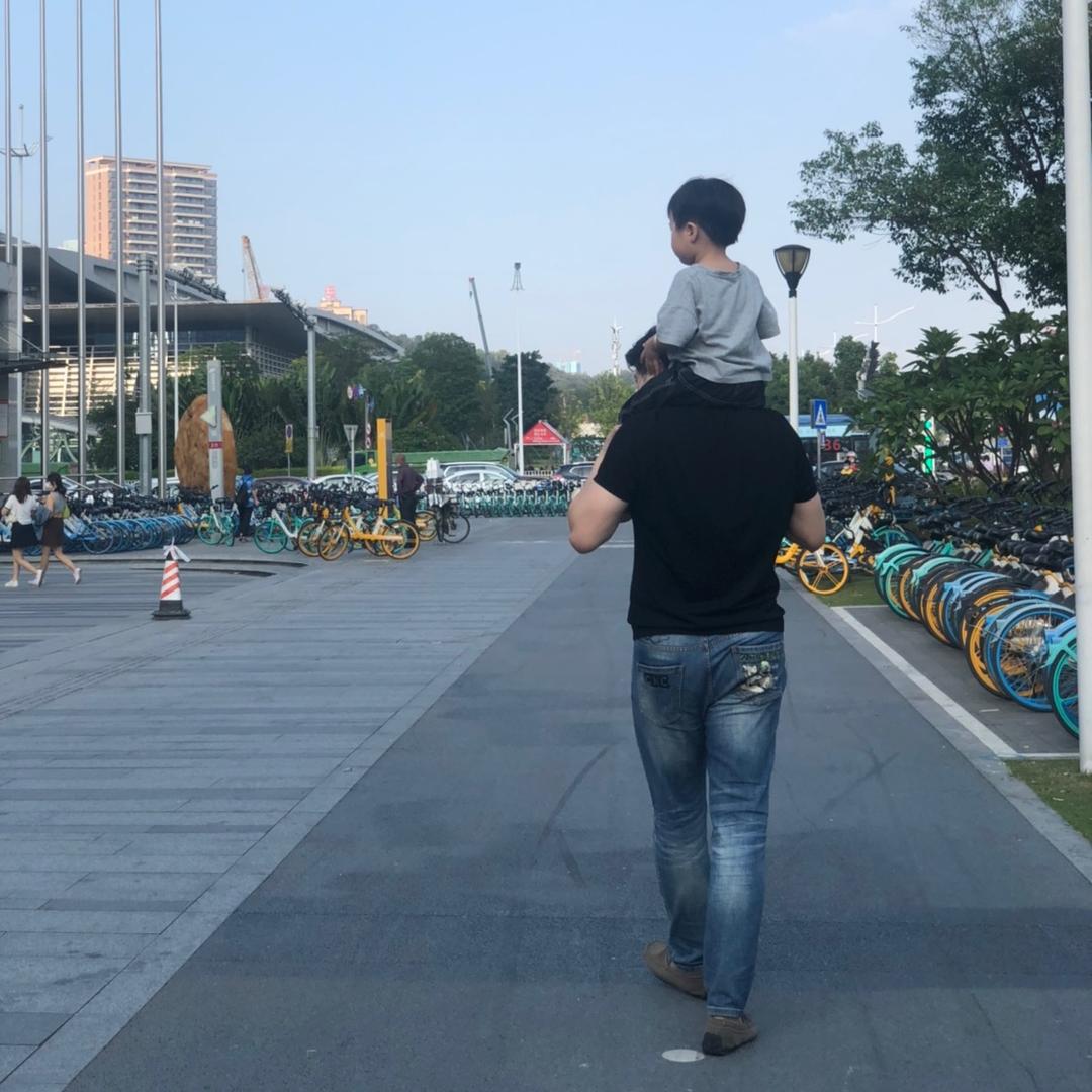 cg小蔡