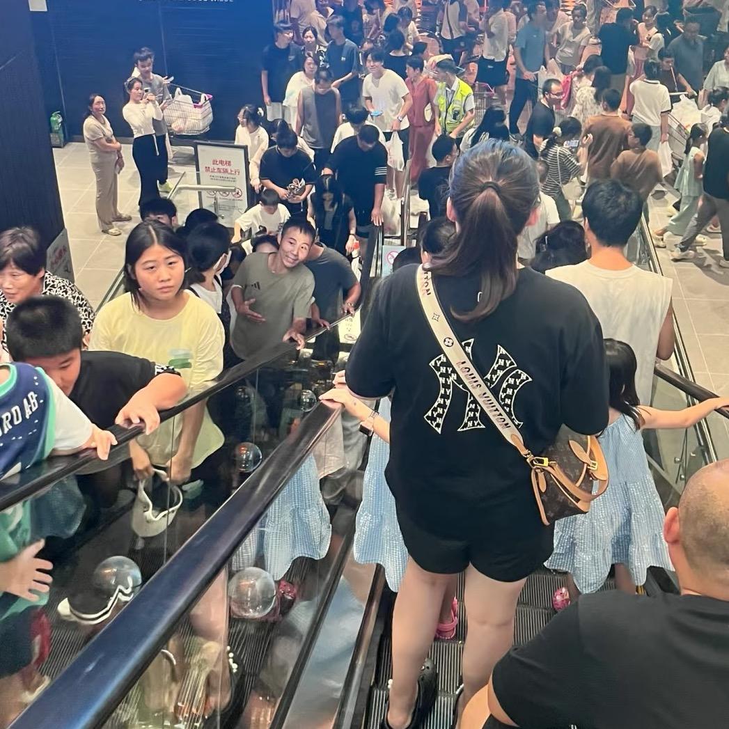 直播现场