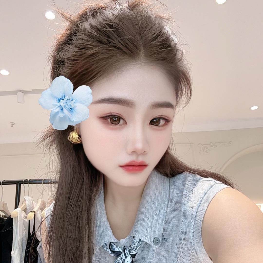 .灯火岚*珊（可柔女装）