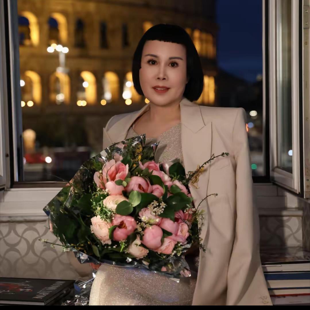 猫七七黛莱皙好物安利