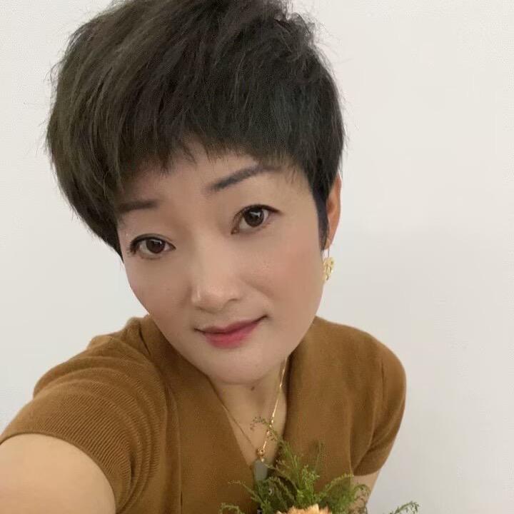 前路漫漫且灿灿