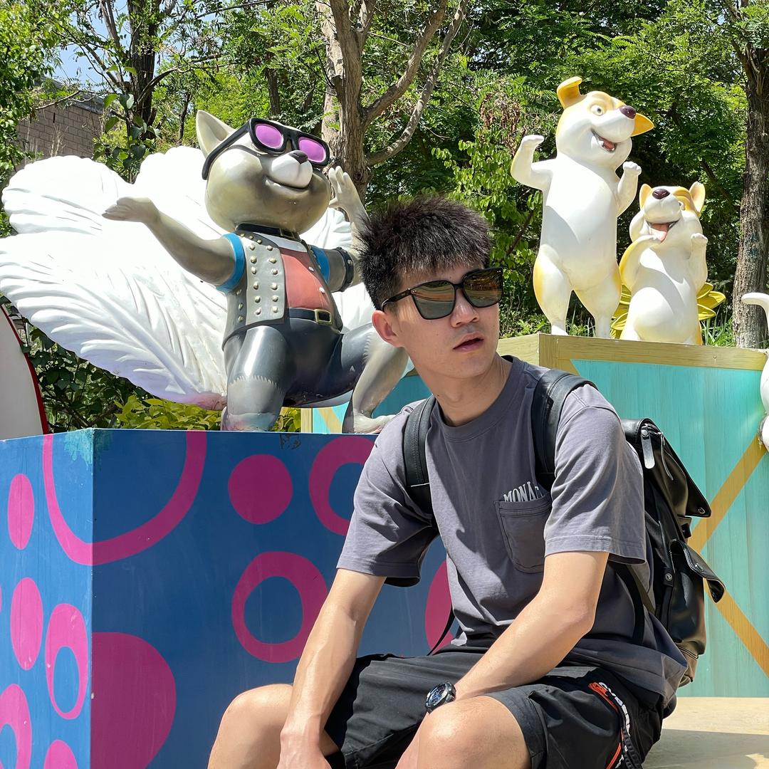 小雷店长