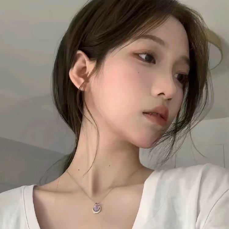 高佳佳