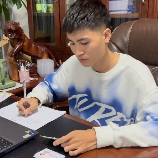 贵州驾校（吴灿）