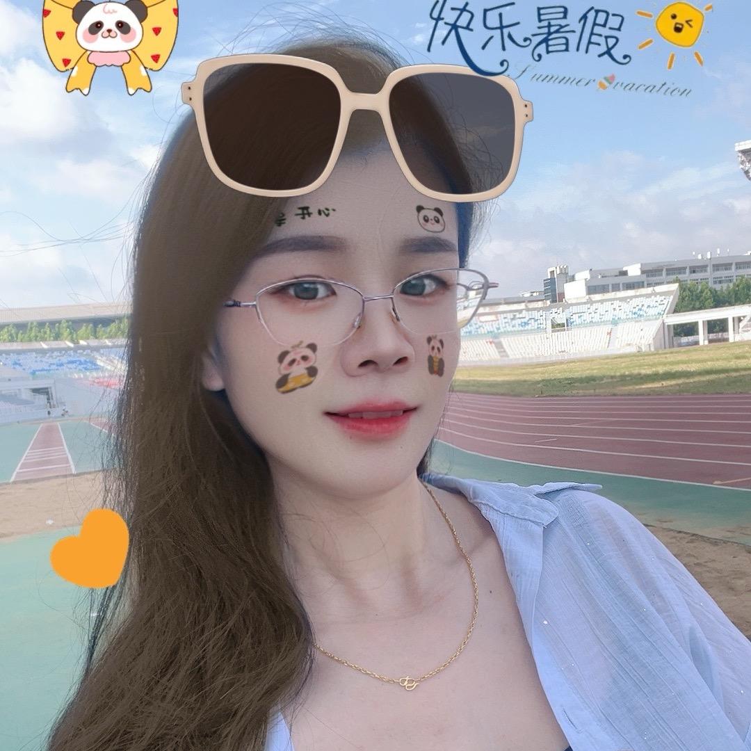 沈安琪头像