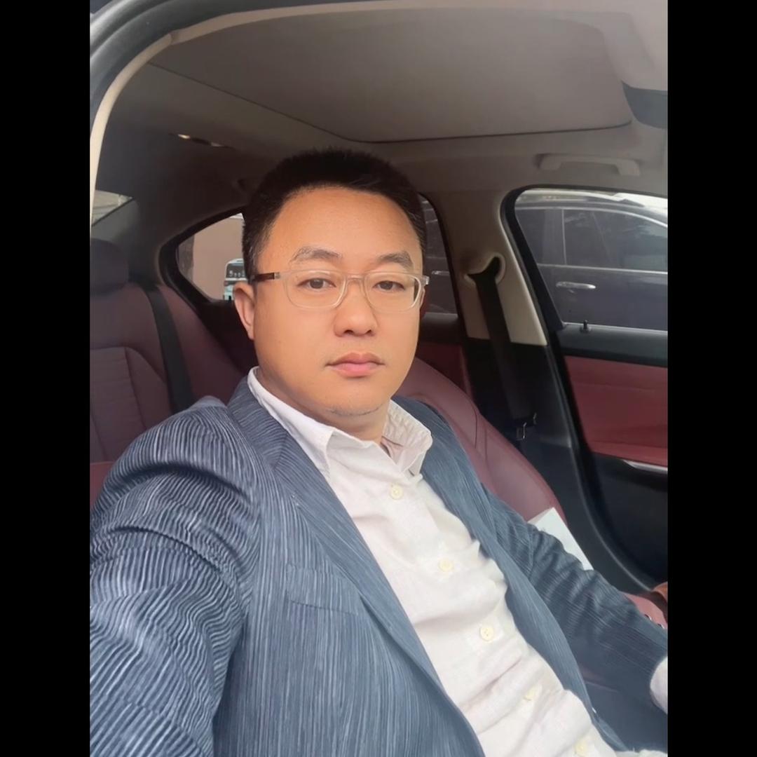 我嫌风雨少