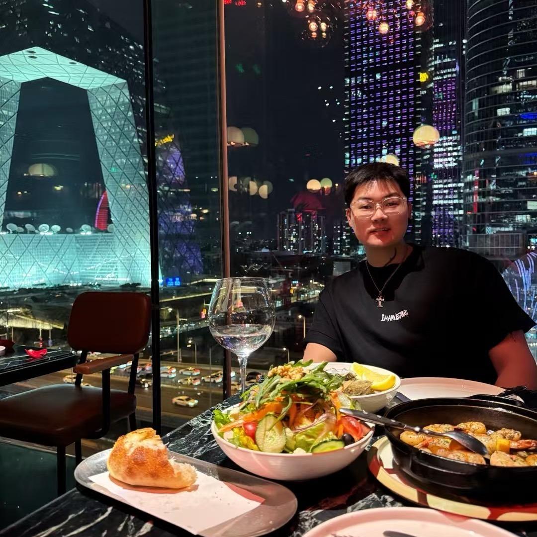 美业教官丹尼尔
