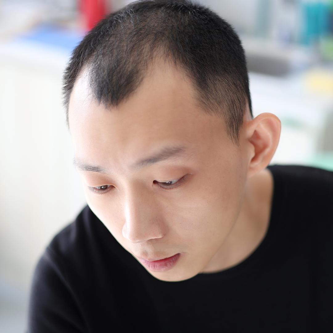 秃头小宝贝