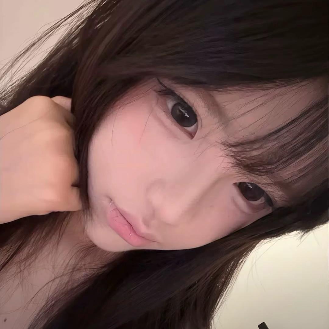 女王殿下的弟弟养的狗的主人的女人