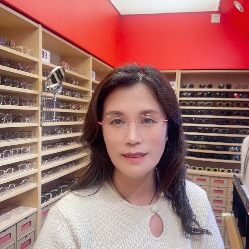 旧衣源头回收工厂陈姐