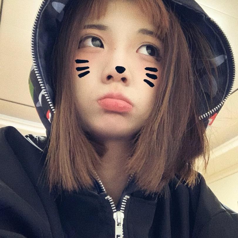hello 甜子.