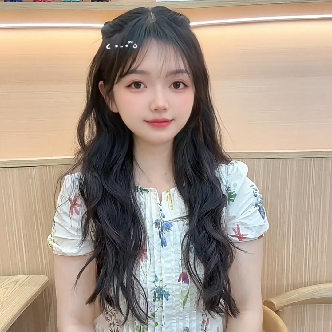 00后小艳子
