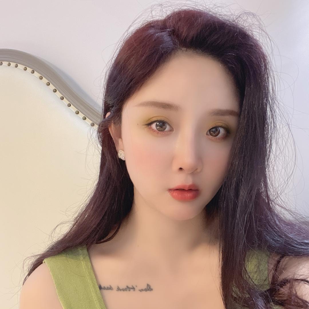 左莉