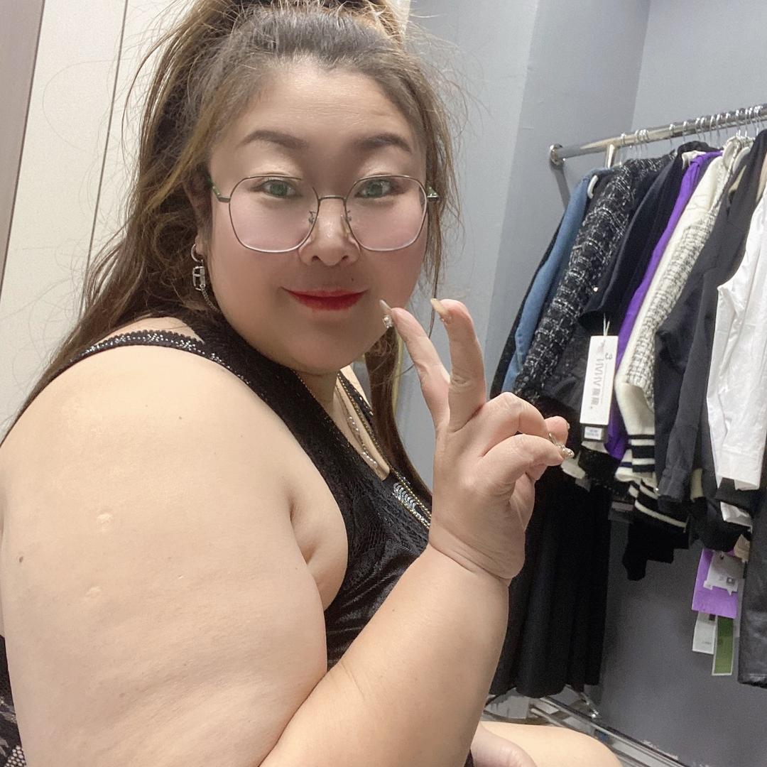 娜姐特体大码女装