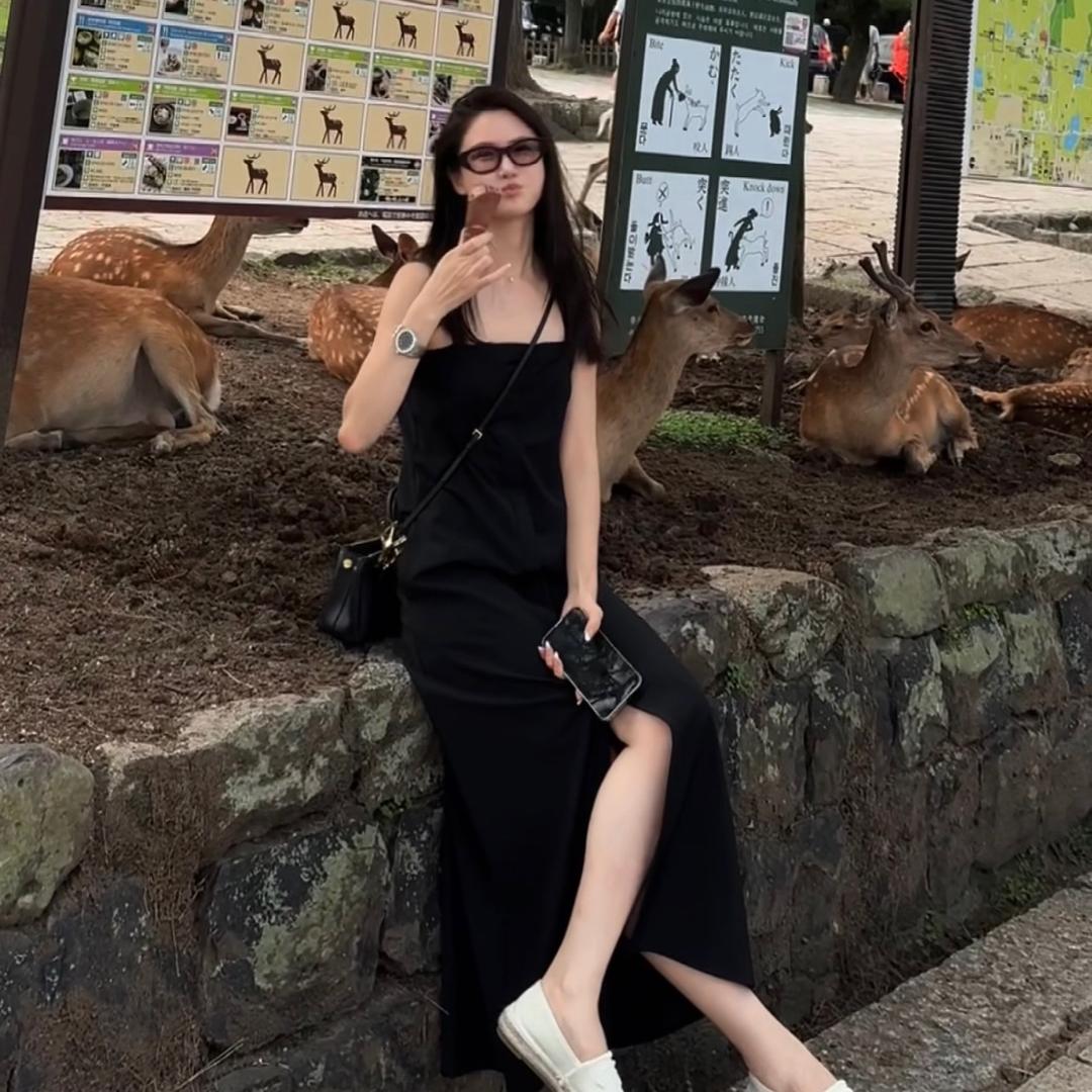 八月的姐姐