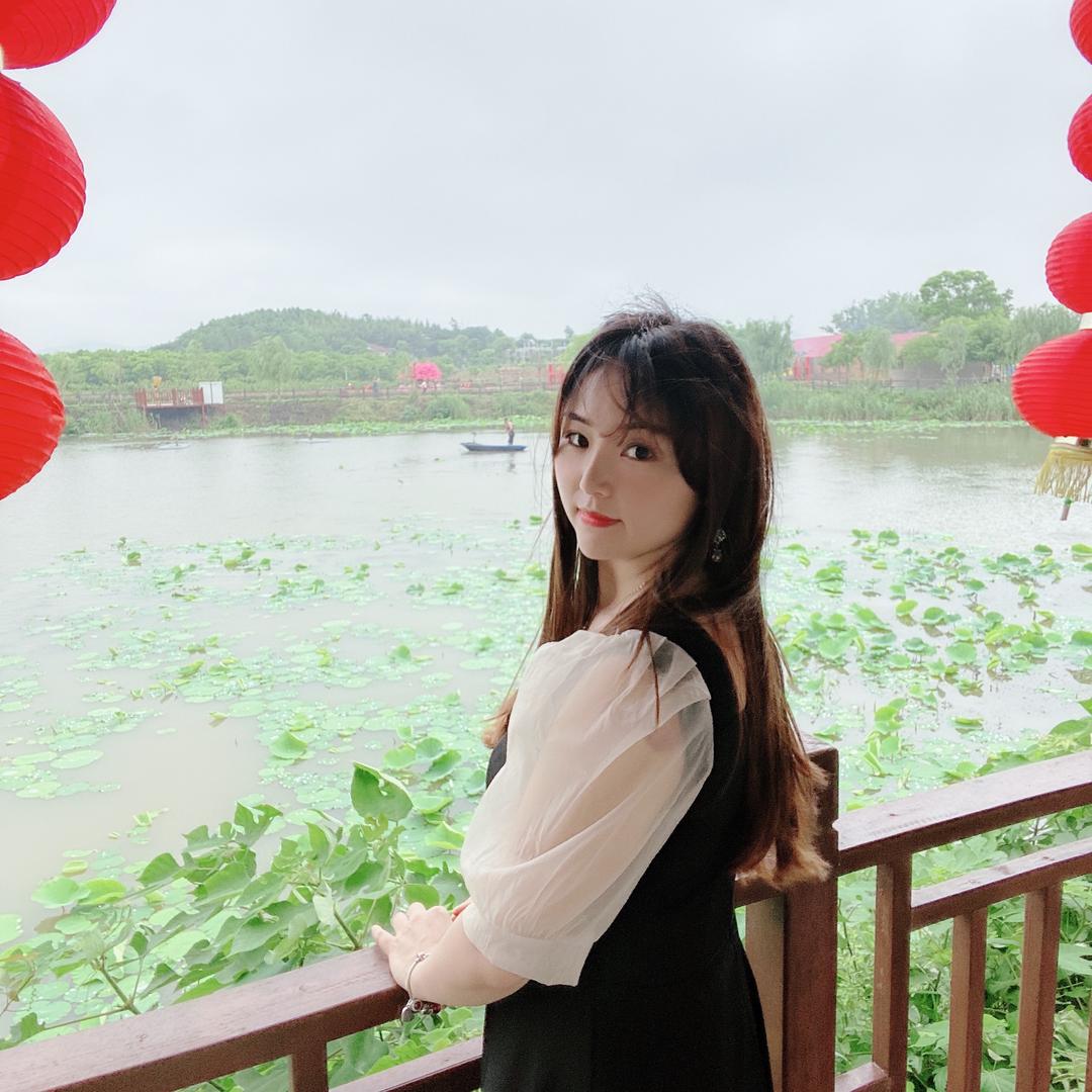小婷爱撸串