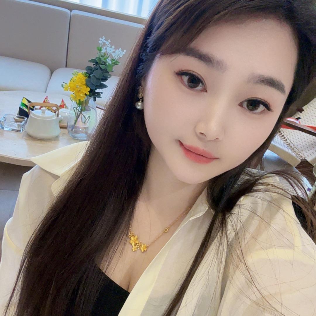 爱牙的小艾呀