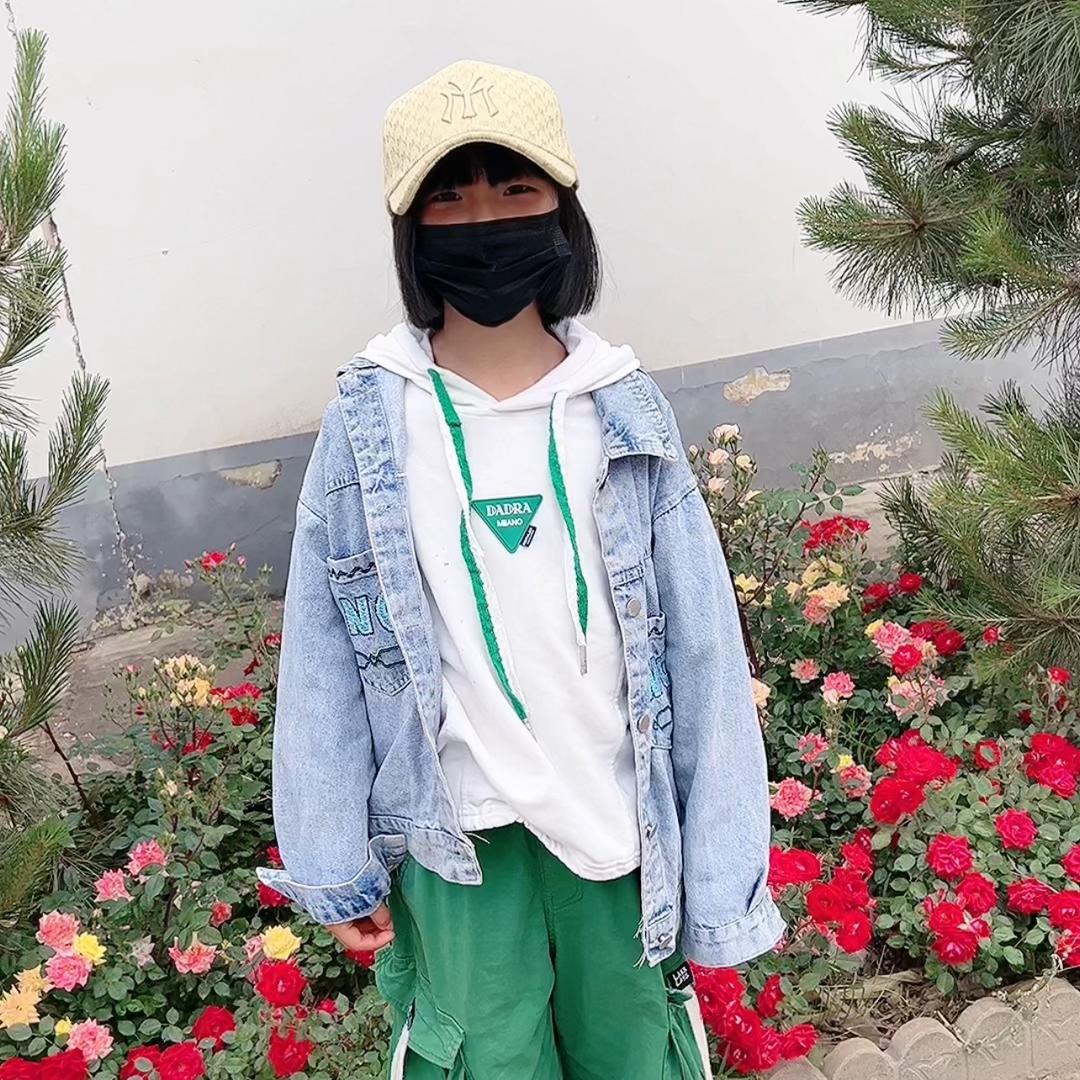 勤劳的小蜜蜂