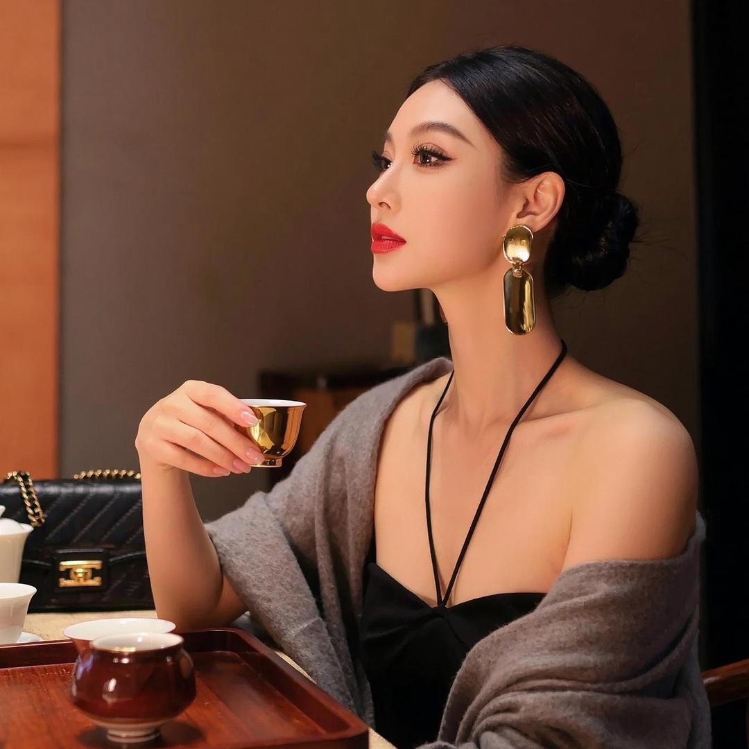 蓝桉