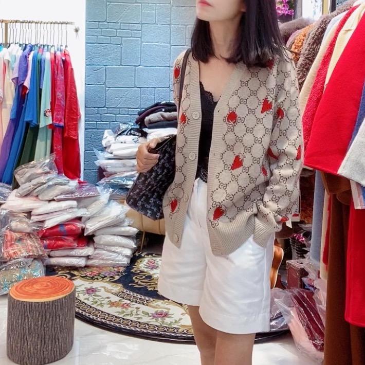 南油果梓服饰