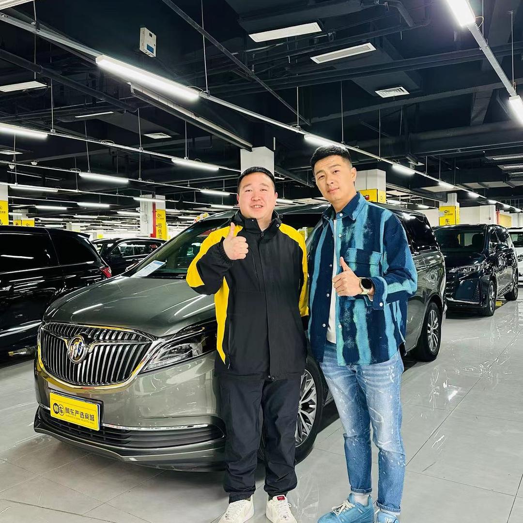 帅车阿东商务车客服