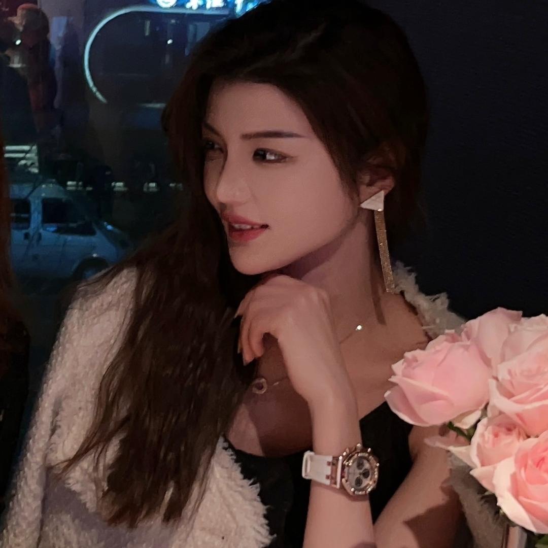 维维轻奢定制女装