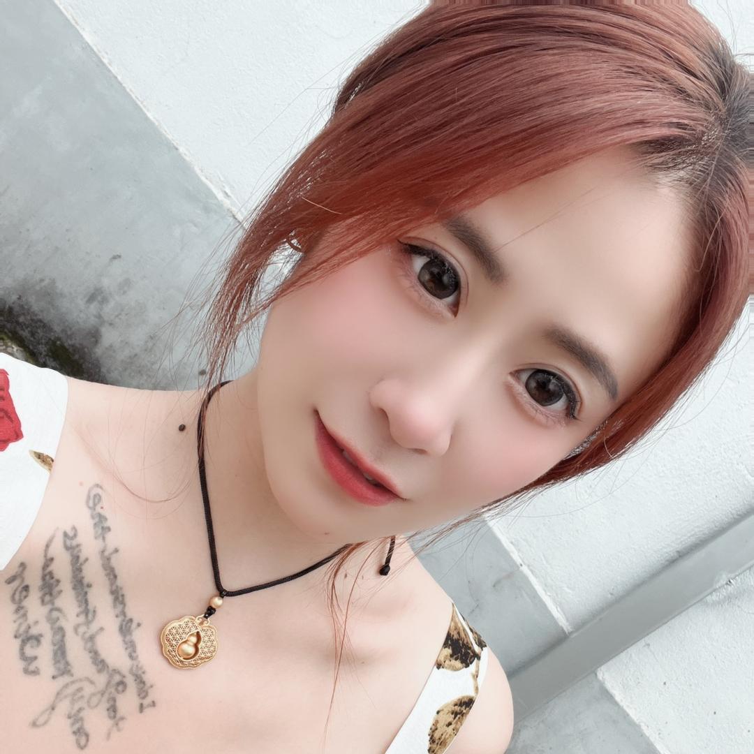小狐狸爱上马面裙
