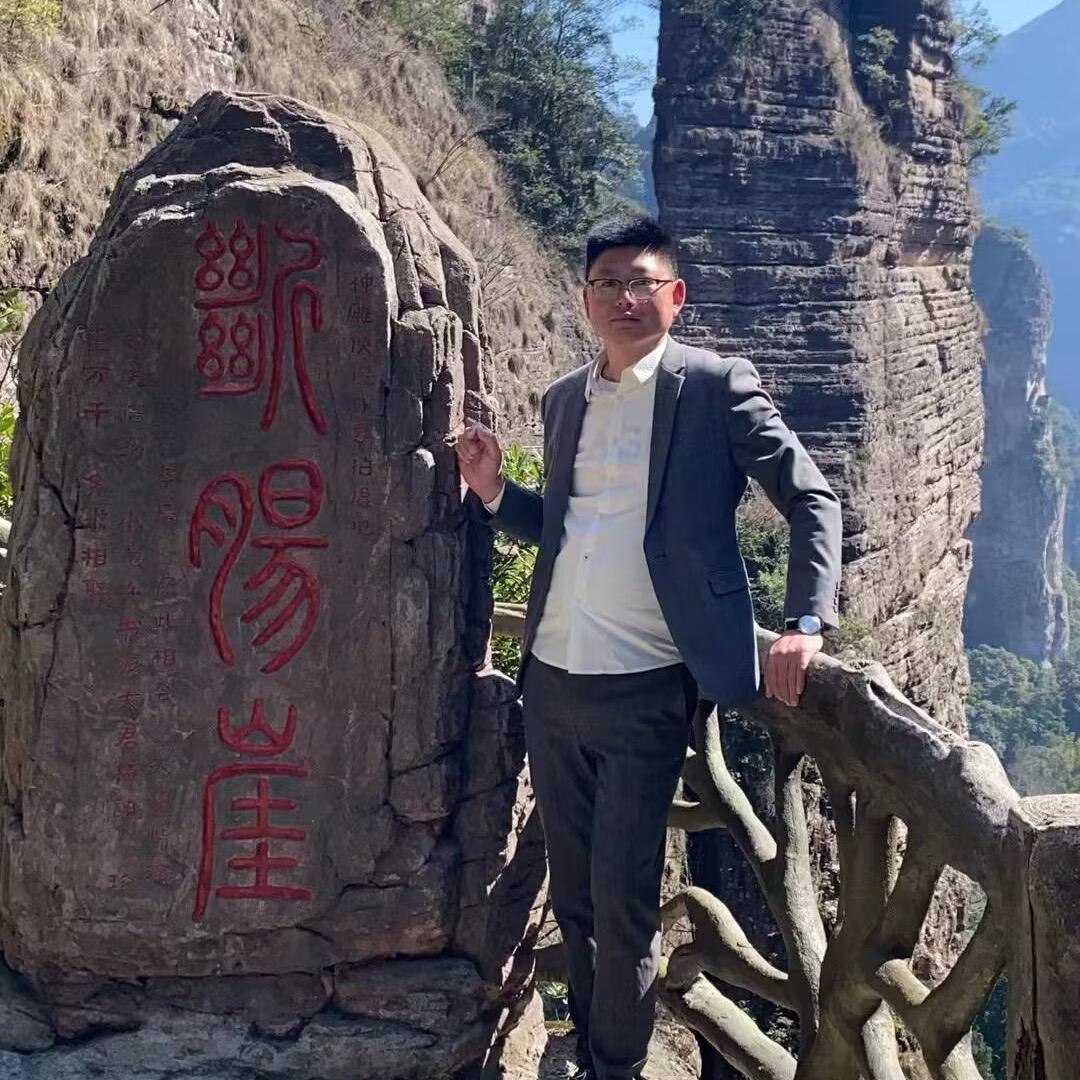 貓檊鋀鋀.    🕷️