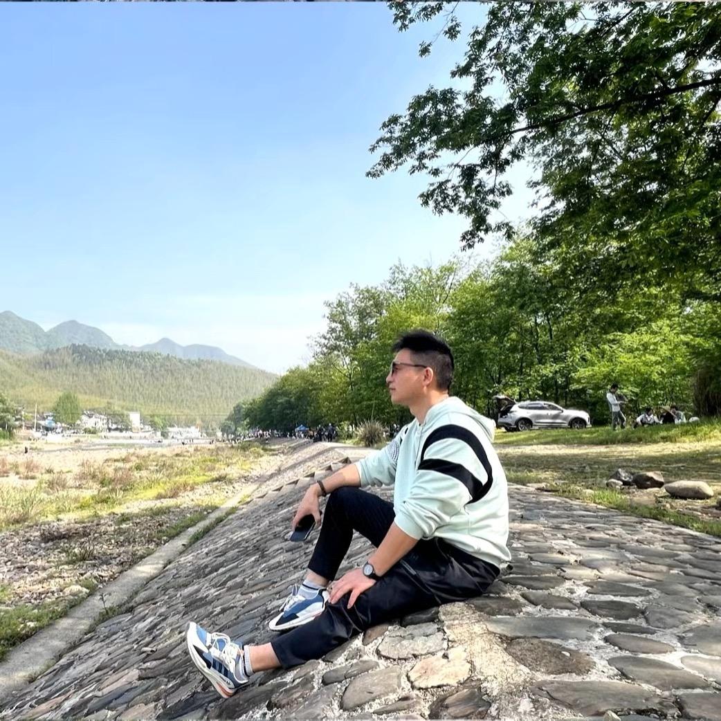 中国钉王   亮哥