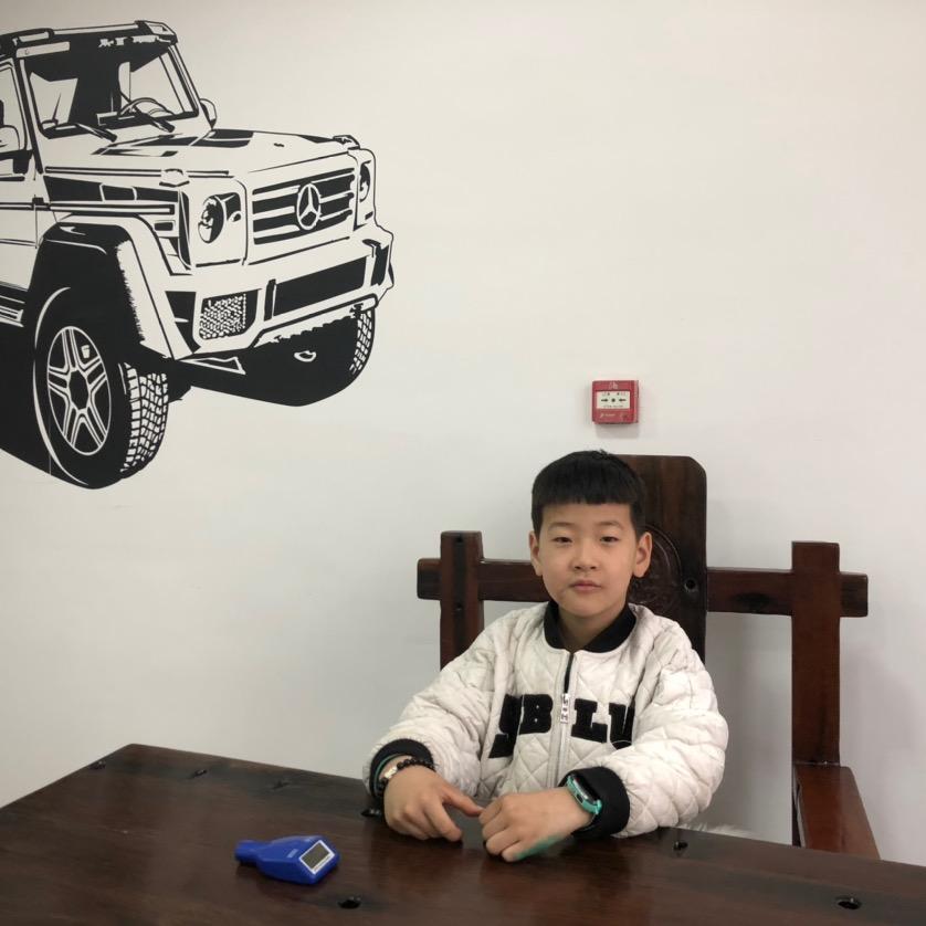 伊通李辉二手车