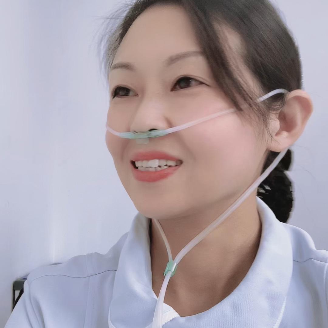吸氧的沪士
