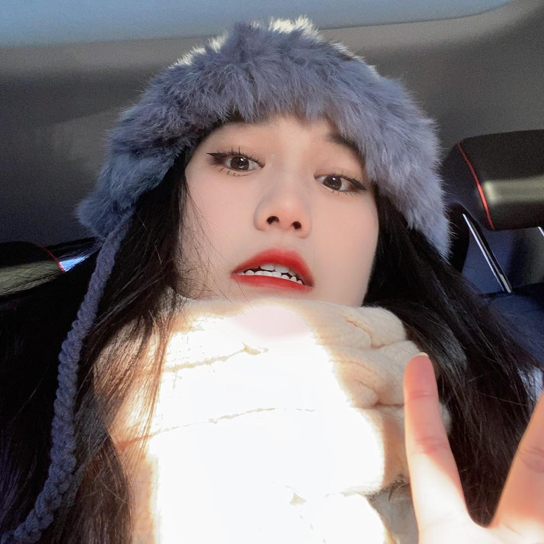 爱吃香菜和芋泥