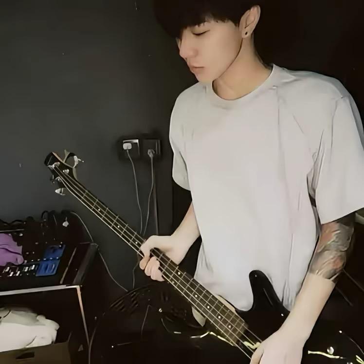 ㅤㅤ︋ㅤ︋
