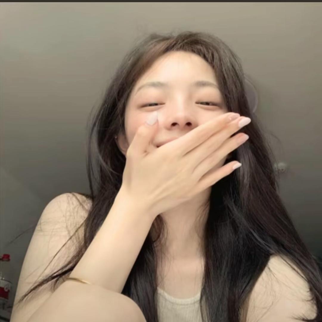 瘦瘦超乖哒～