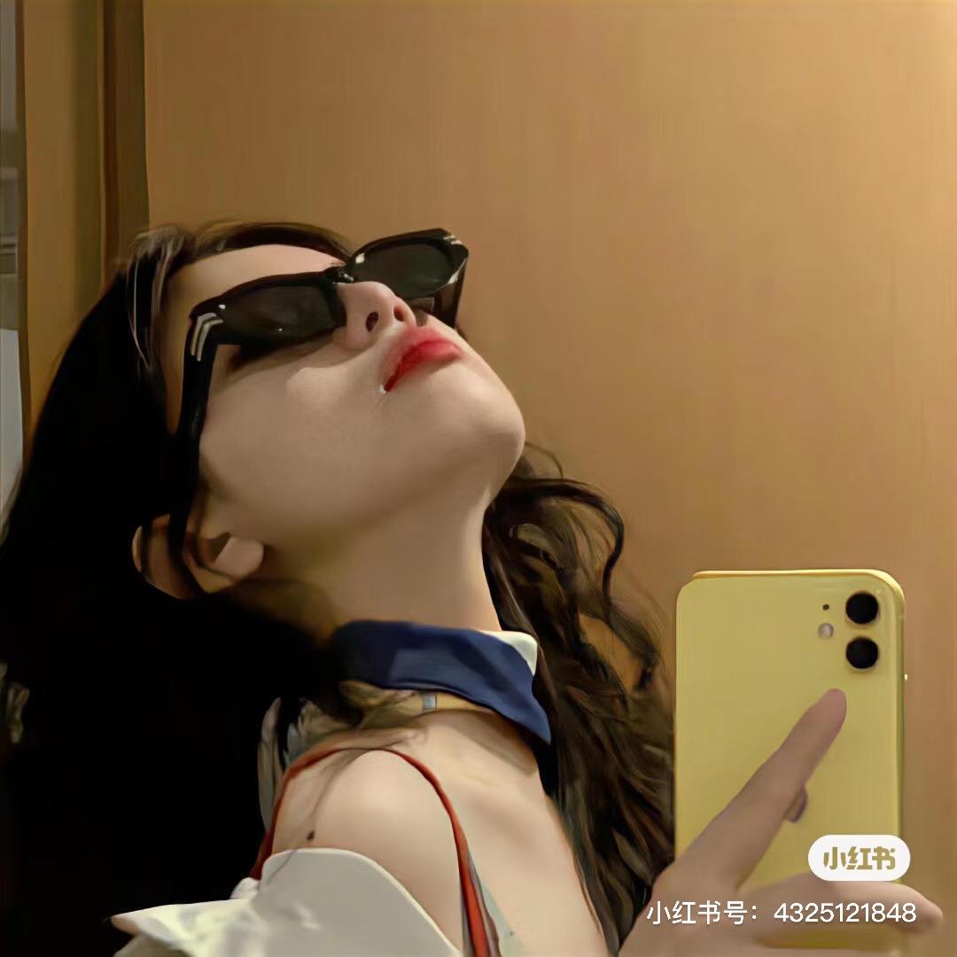 暗眸