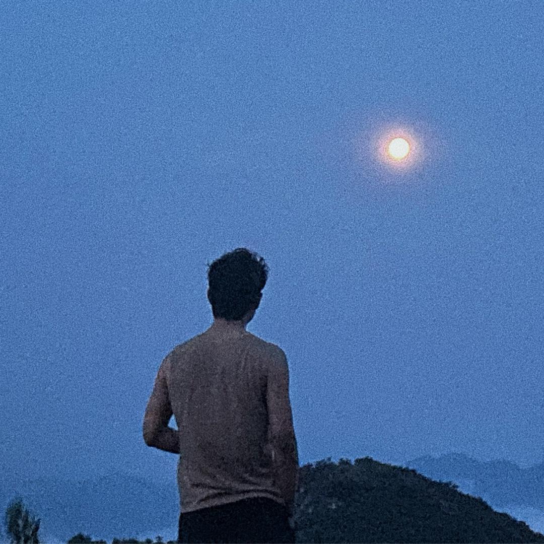 主流发型定制官方号