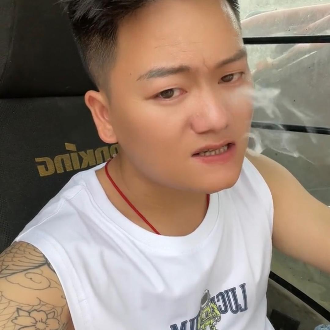 一笑动君心