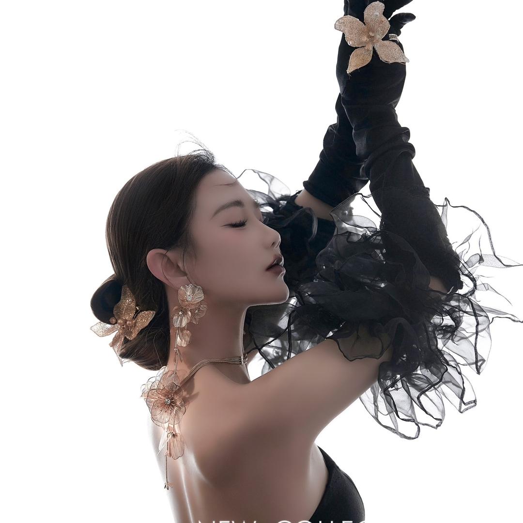 @   •y¹⁰²⁵🤍