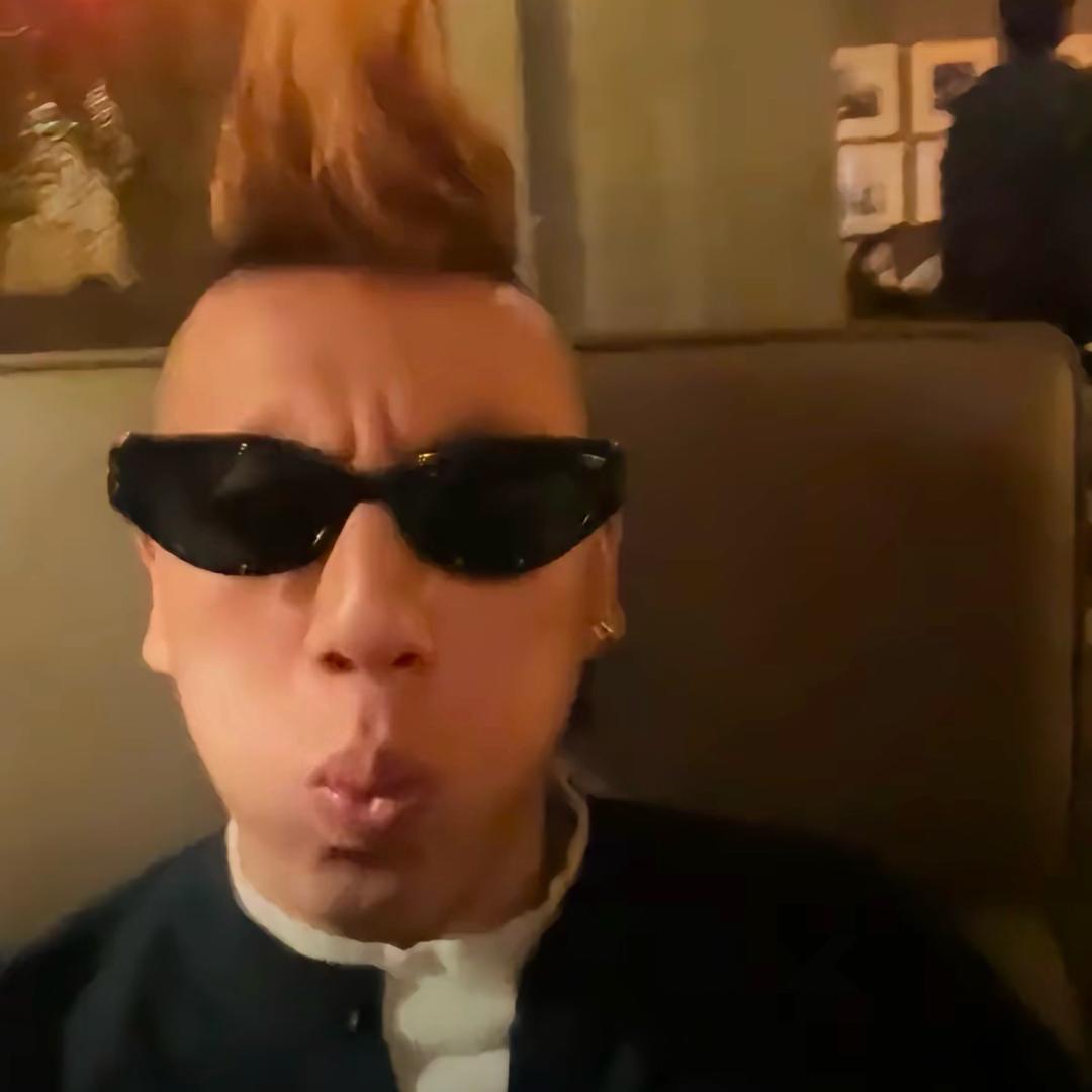 明月.