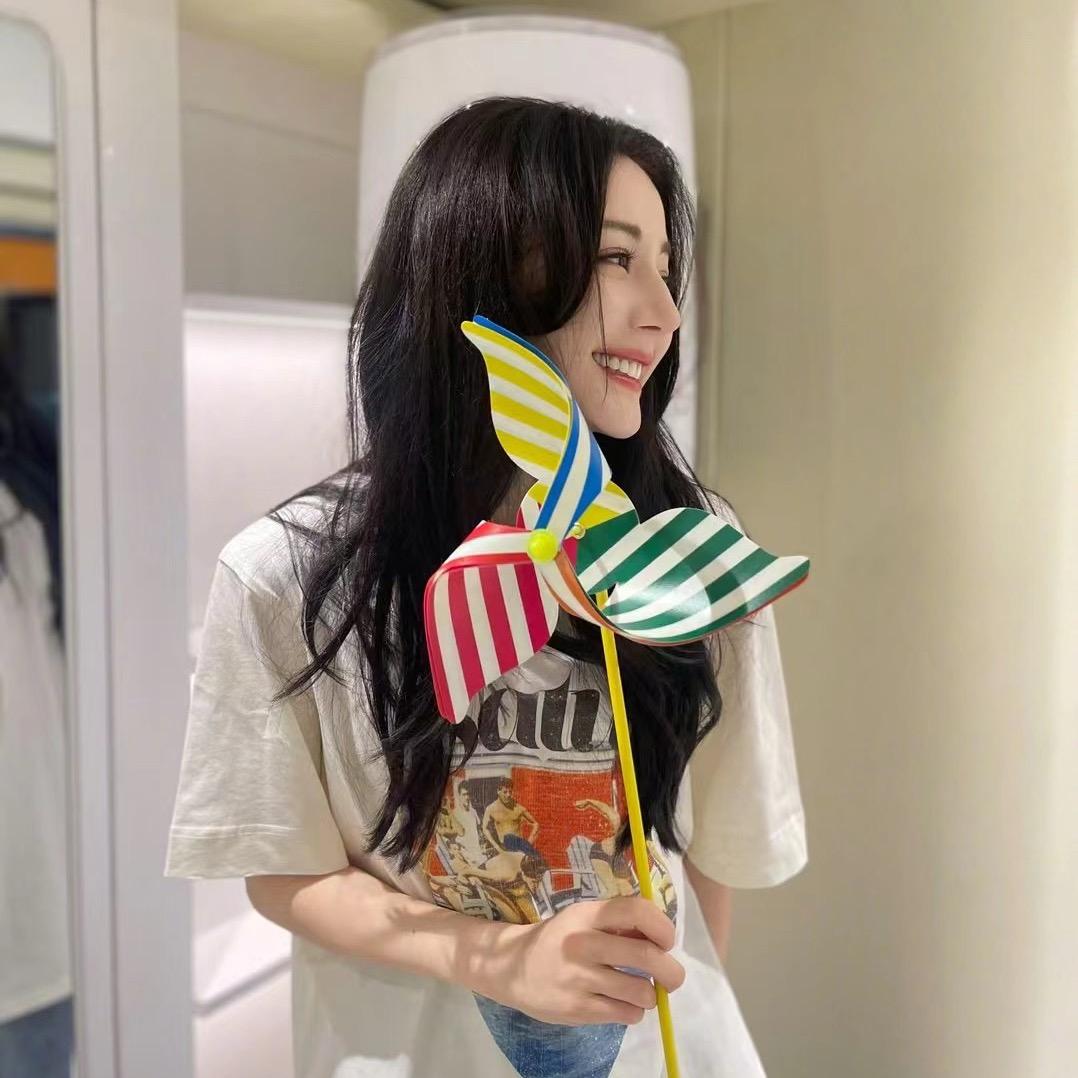 黑眼圈你给我去死