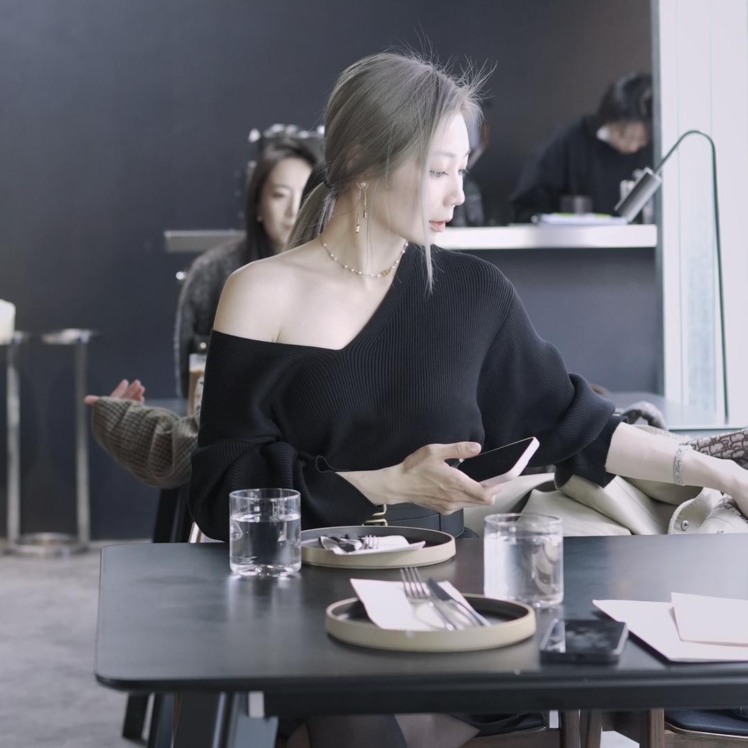 雅昕Lara（君伶头子）@抖音