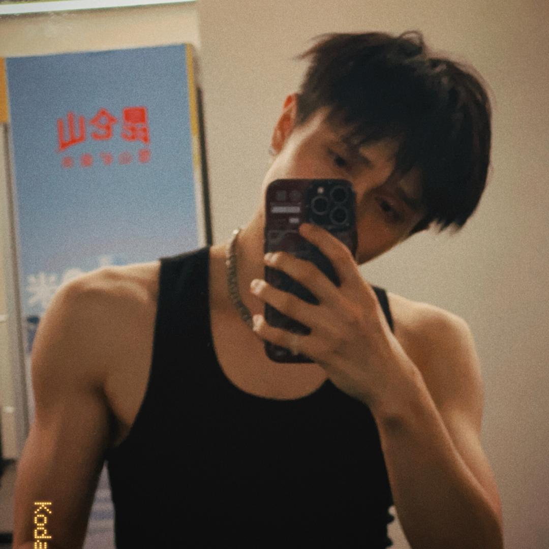 老杨老杨几点了